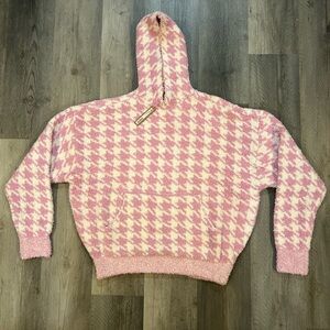 SKIMS Pink and Cream Houndstooth Sweater